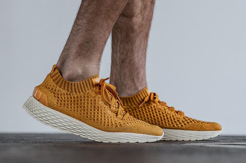 Nobull Golden Knit Runner Men's Running Shoes Yellow | USA V1041R